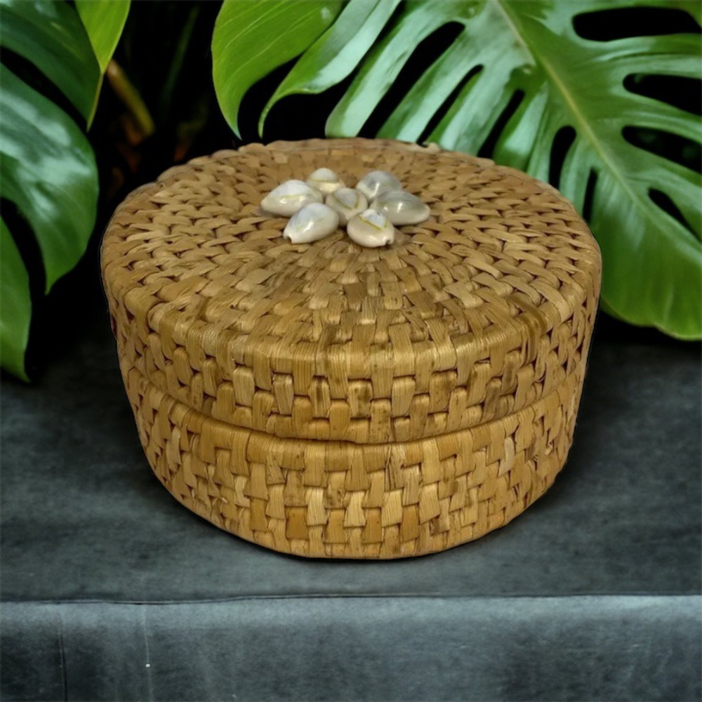 Set of 6 Vintage Woven Wicker Rattan Coaster Shells On Lid Tiki Barware Boho MCM
